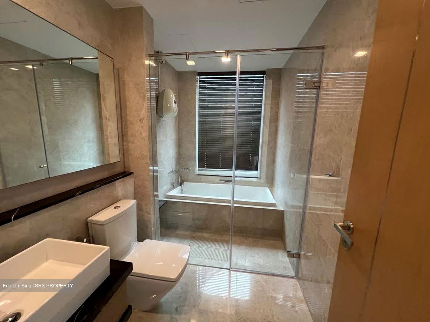 Marina Bay Residences (D1), Condominium #636374501